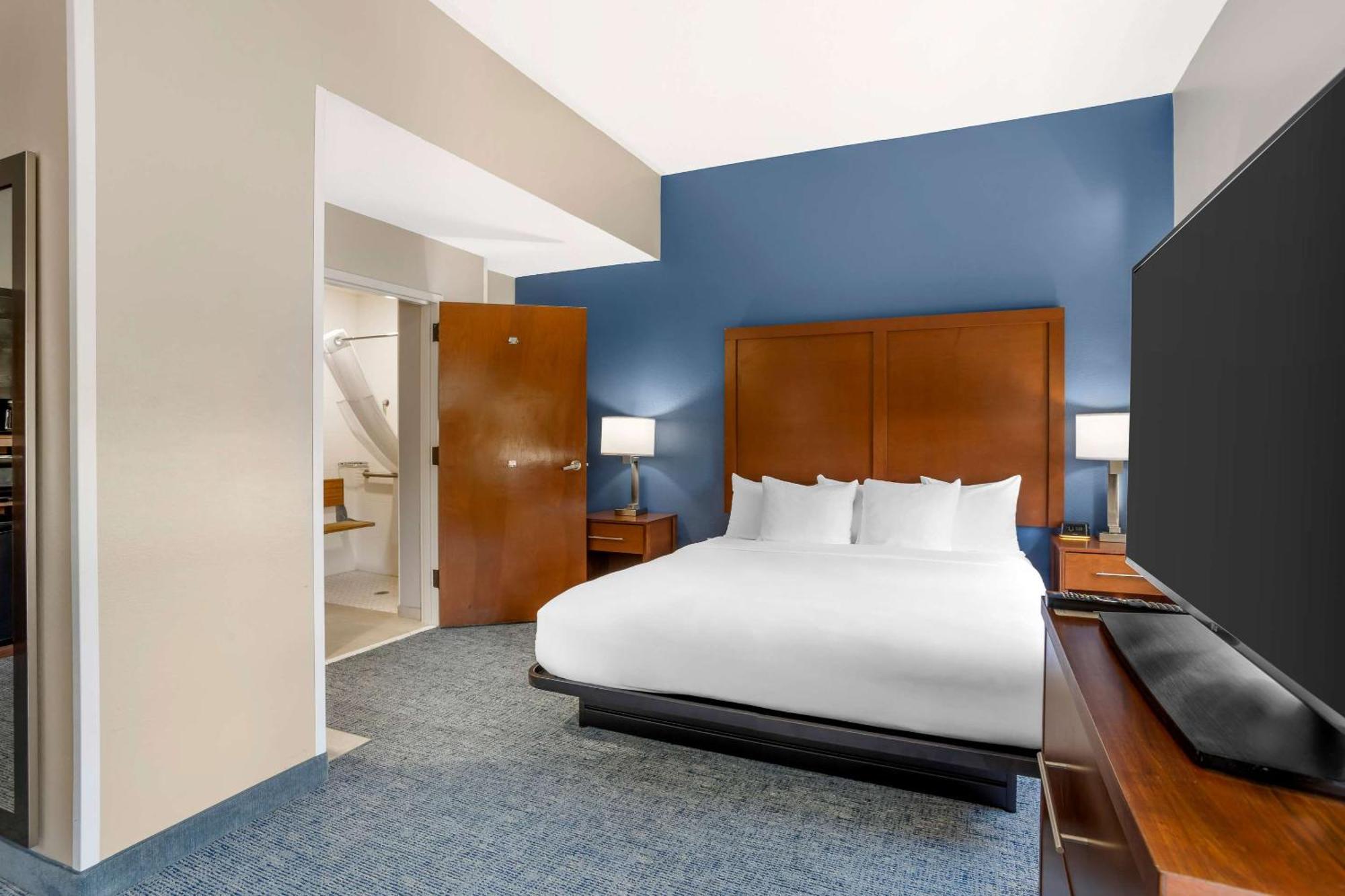 Comfort Suites Near Birkdale Village- Хънтърсвил Екстериор снимка