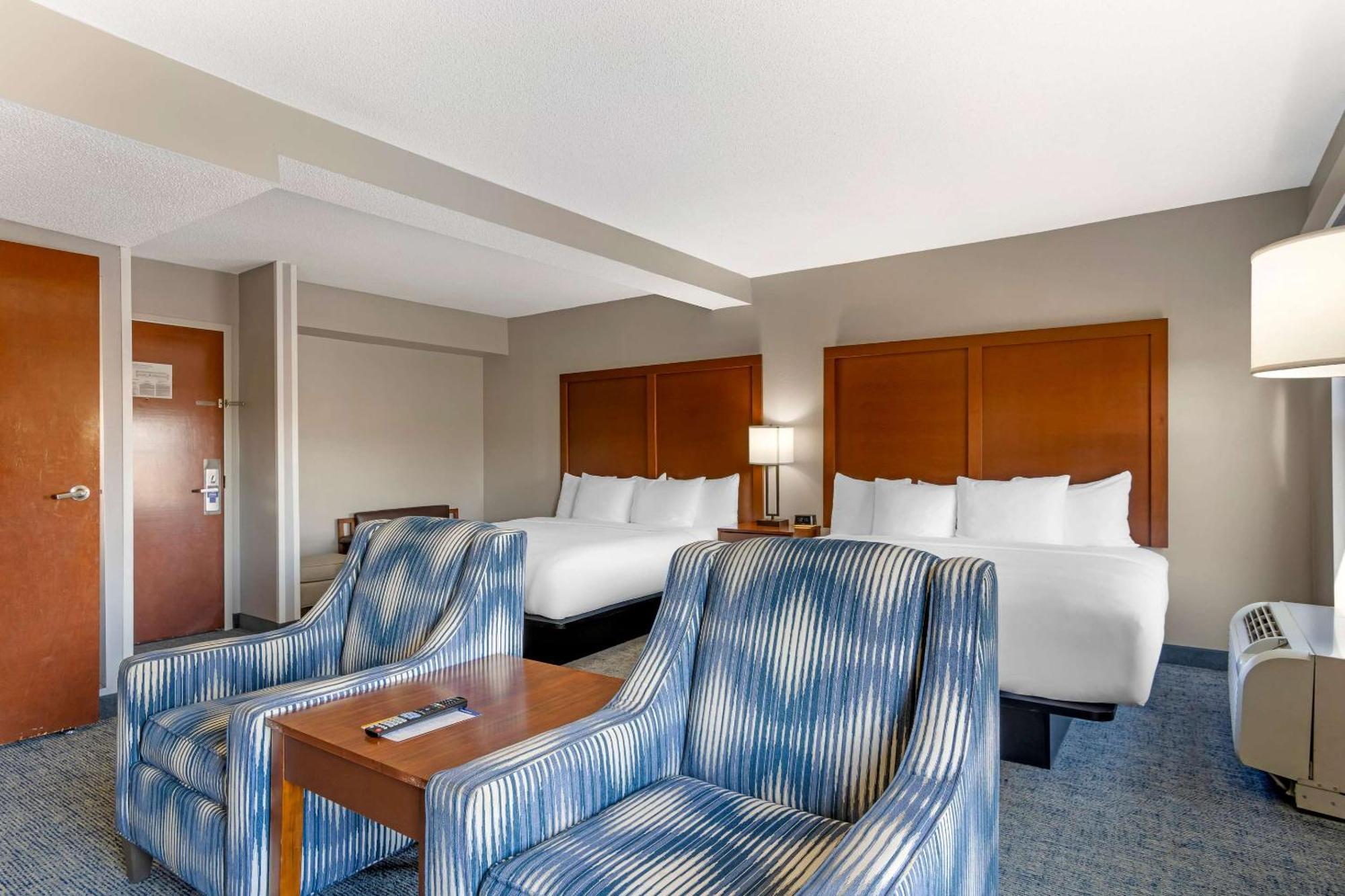 Comfort Suites Near Birkdale Village- Хънтърсвил Екстериор снимка