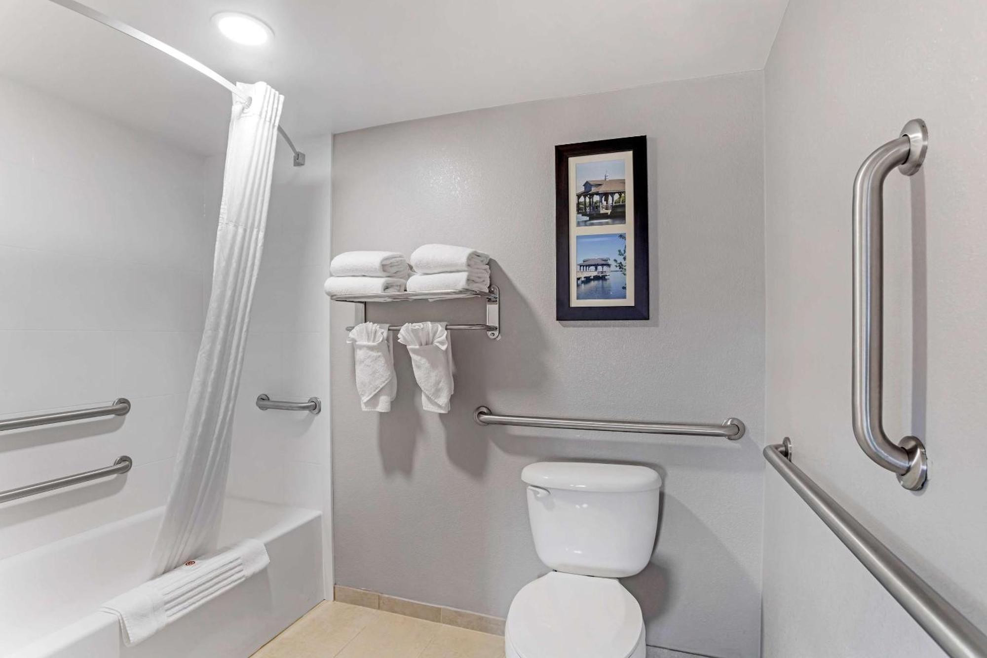 Comfort Suites Near Birkdale Village- Хънтърсвил Екстериор снимка