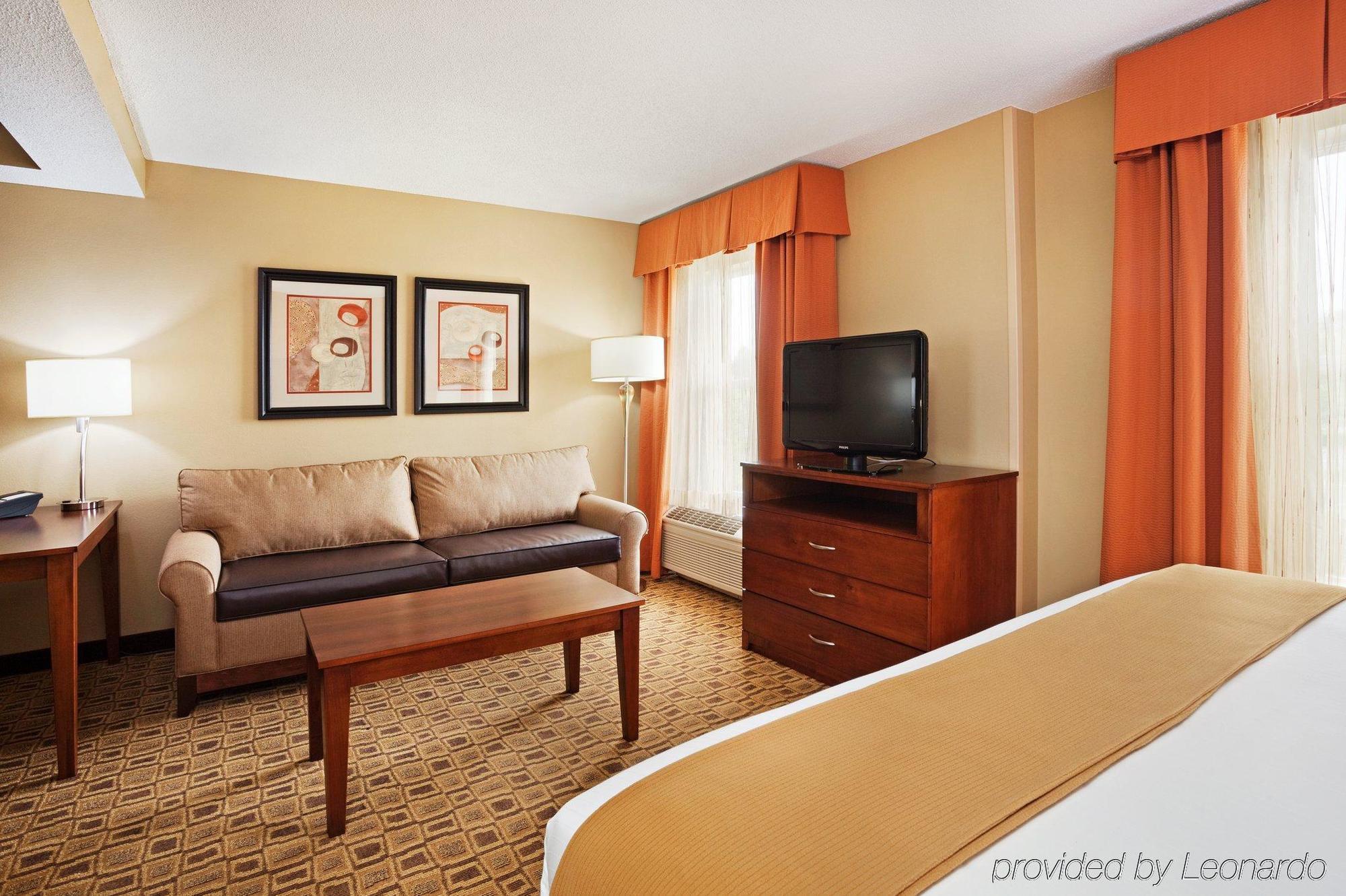 Comfort Suites Near Birkdale Village- Хънтърсвил Стая снимка